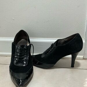 Joan & David Black Suede Heels Size 11